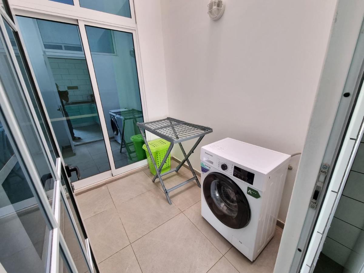 Appartement Cara Do Mar Прая Екстериор снимка