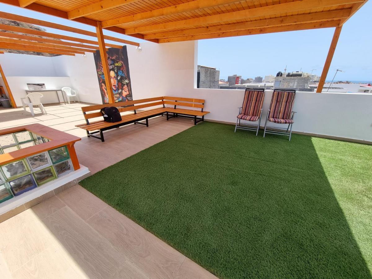 Appartement Cara Do Mar Прая Екстериор снимка