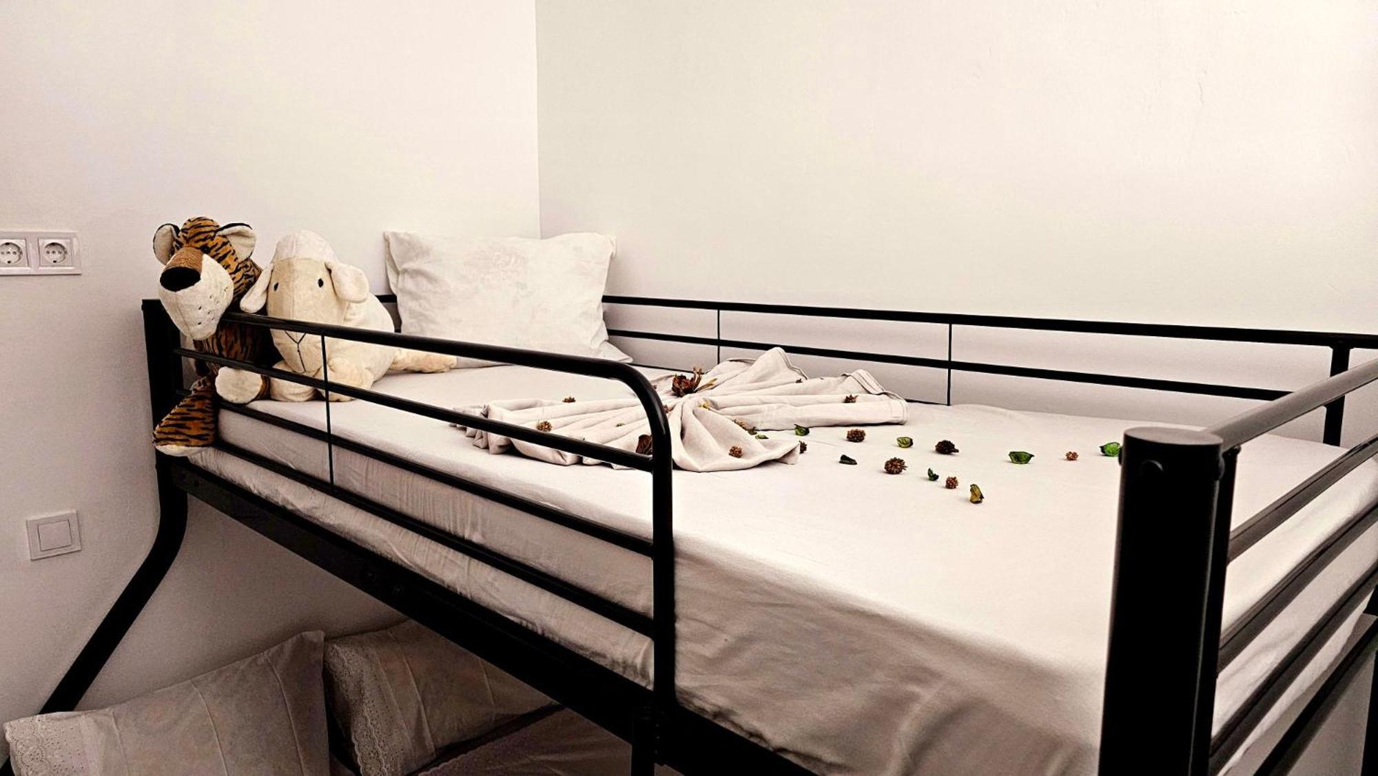 Appartement Cara Do Mar Прая Екстериор снимка