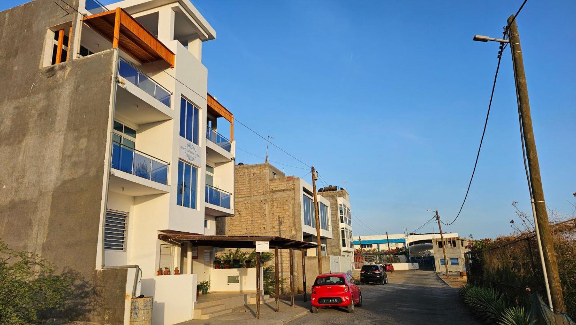 Appartement Cara Do Mar Прая Екстериор снимка